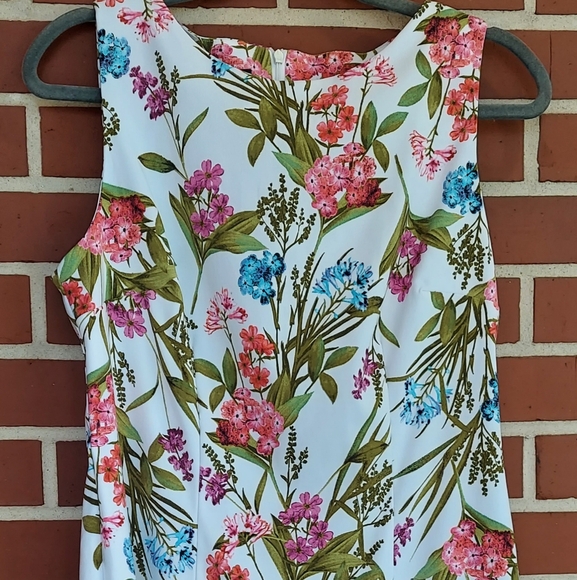 Alyx Dresses & Skirts - ALYX Pink White Blue Floral Flowers Sleeveless Polyester/Spandex Dress size 12